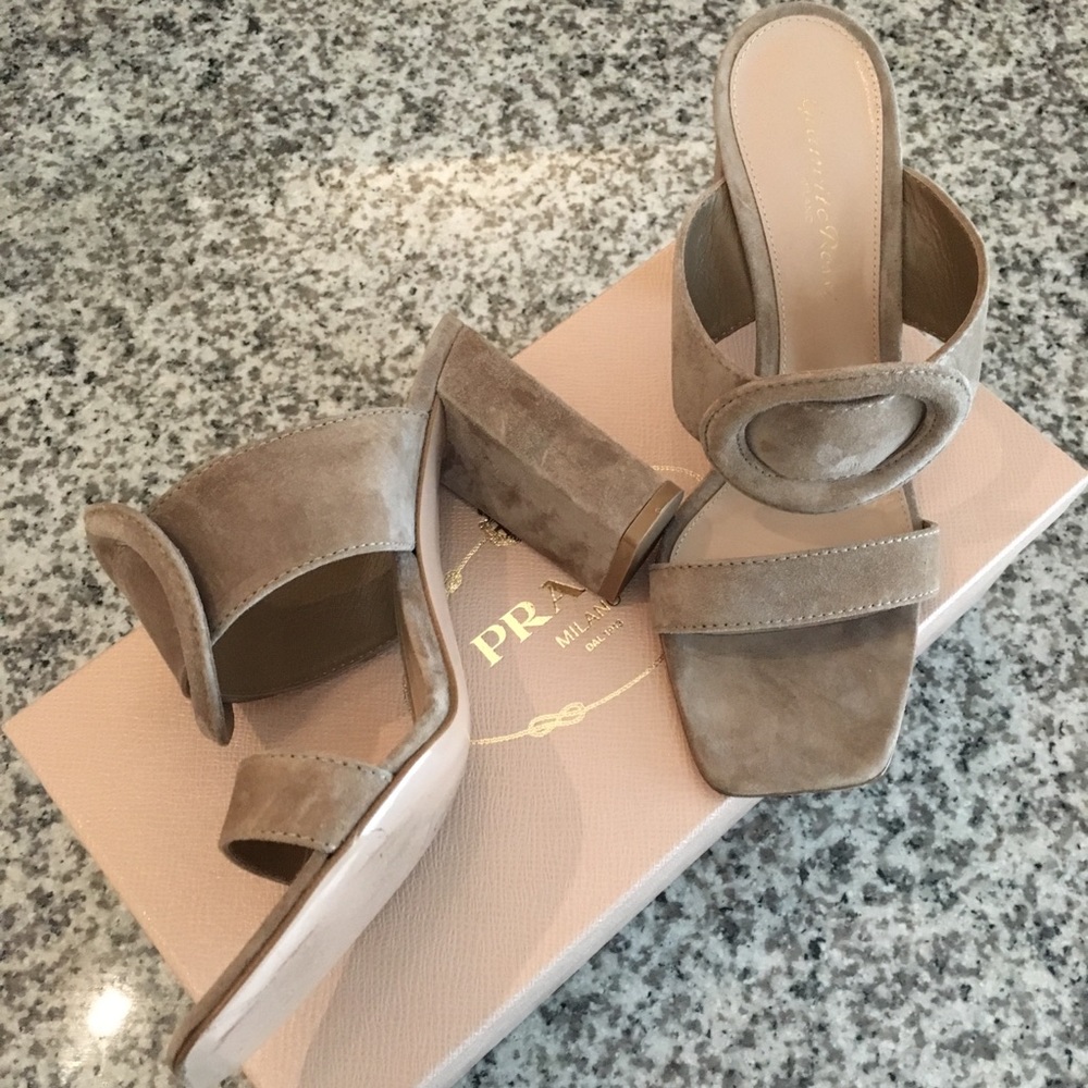 Gianvito Rossi 85mm Suede Slide Sandals - Picture 1 of 8